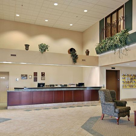Days Inn & Suites By Wyndham Winkler Inreriör bild